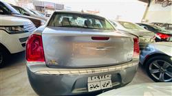کرایسلەر 300